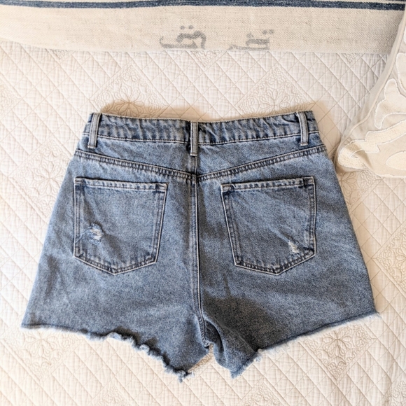 High-rise Denim Mom Jean Shorts NWOT - Picture 2 of 5